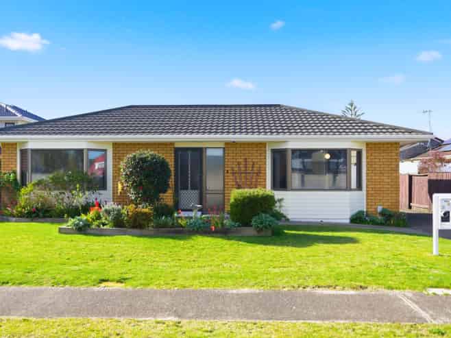 6A Compton Place, Mount Maunganui