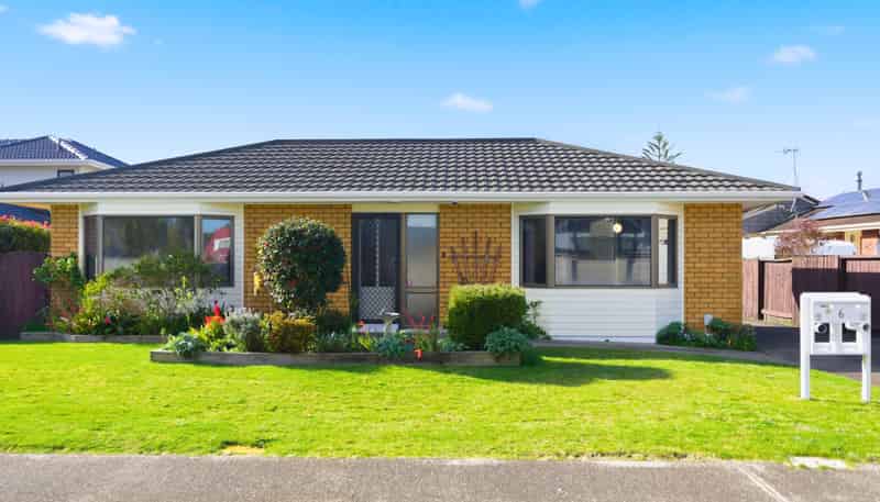 6A Compton Place, Mount Maunganui