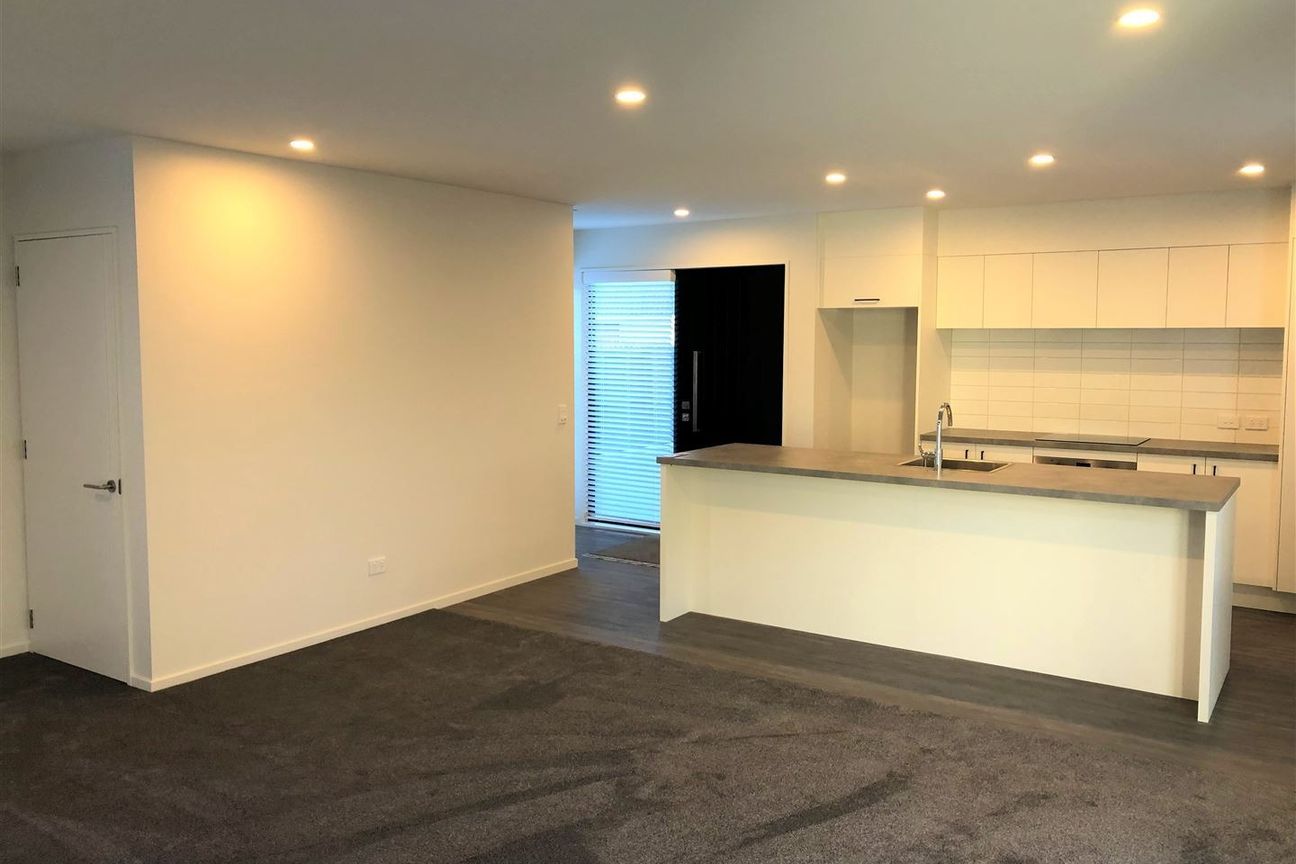 Modern 3-Bedroom Townhouse - Ansicht 2
