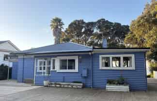 46 Cliff Road, Torbay