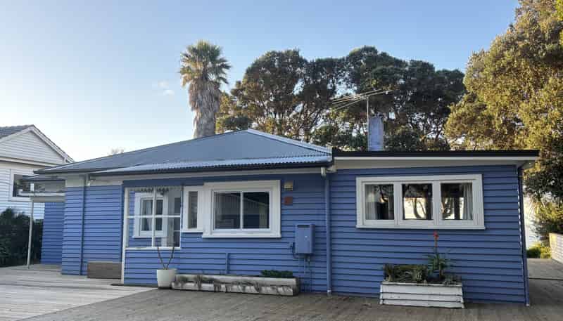 46 Cliff Road, Torbay