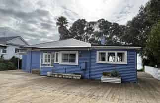 46 Cliff Road, Torbay