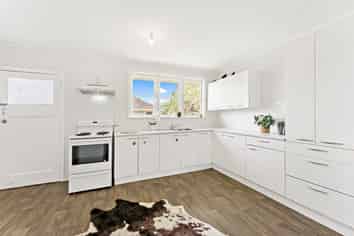 20B Frank Hewitt Street, Pukekohe