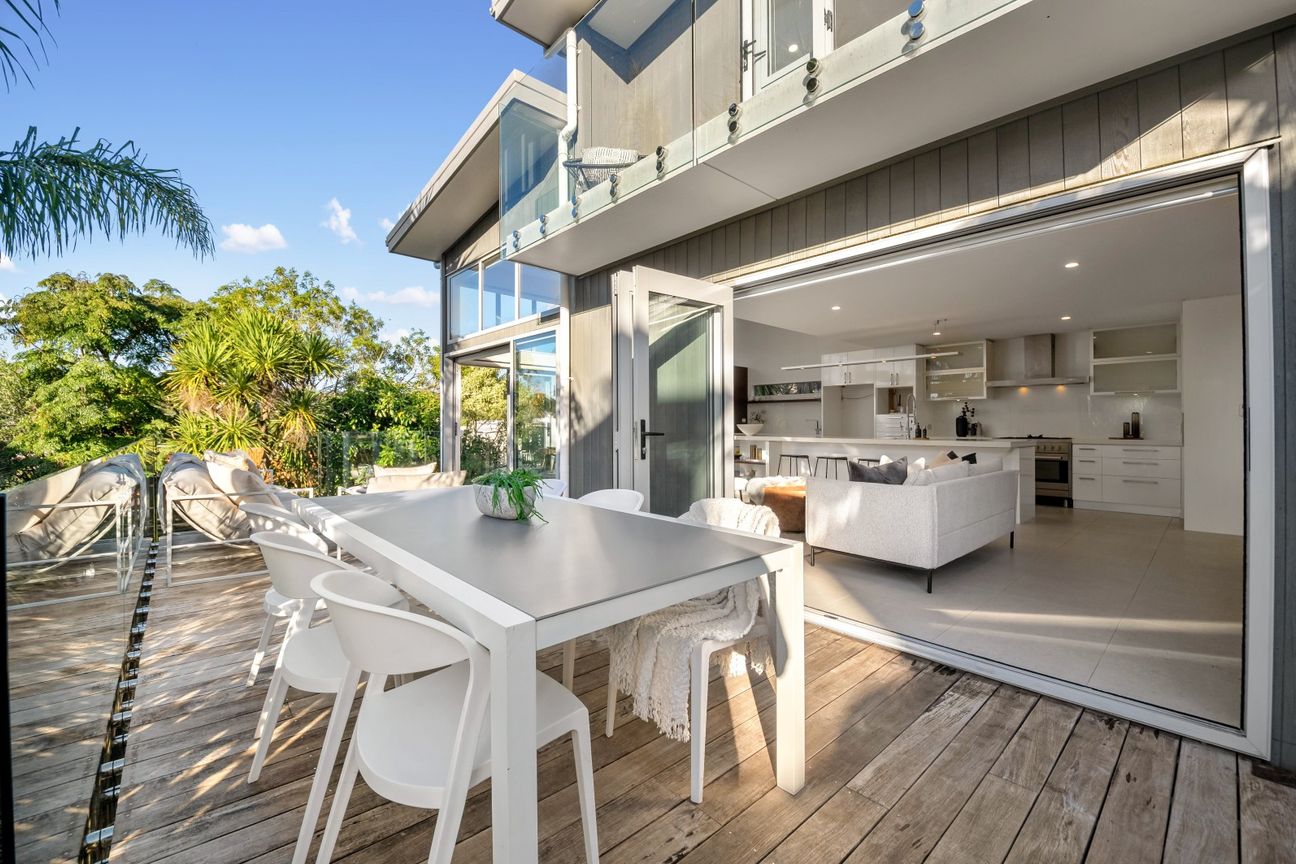 Easy living, made for entertaining - Vista 3