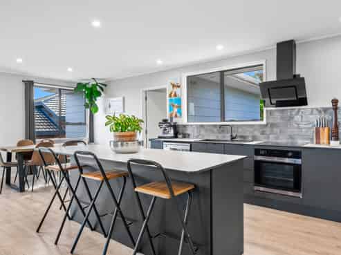 2/114 Kervil Avenue, Te Atatu Peninsula