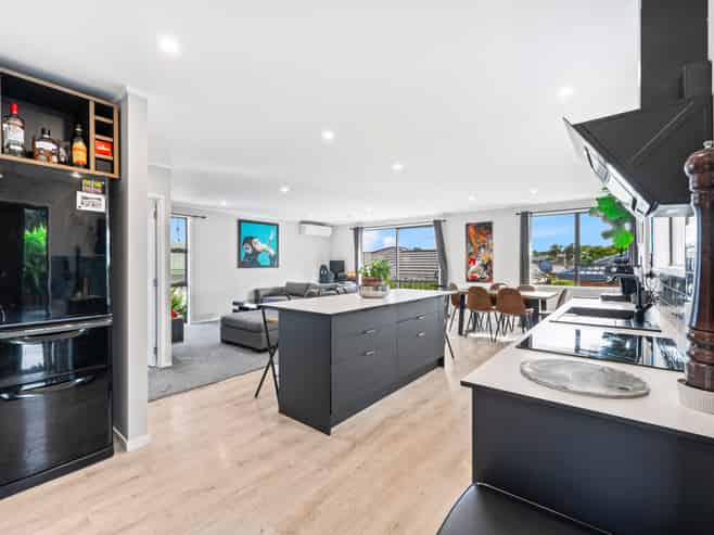 2/114 Kervil Avenue, Te Atatu Peninsula