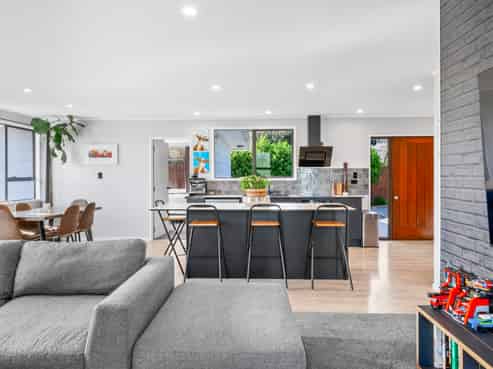 2/114 Kervil Avenue, Te Atatu Peninsula
