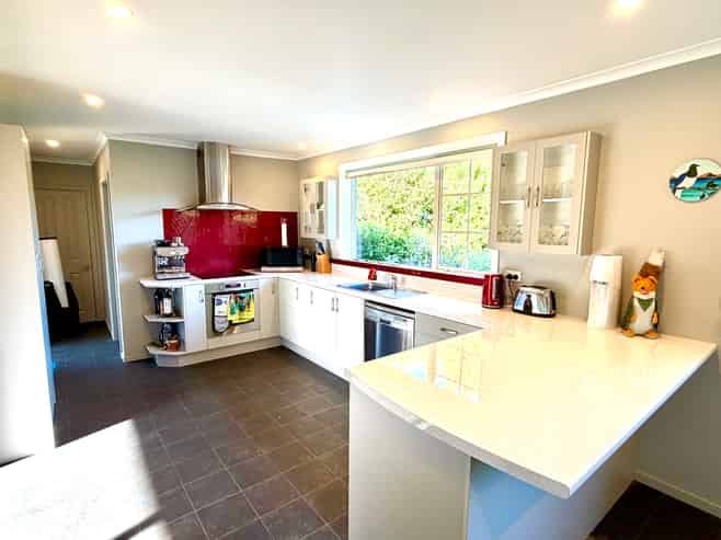121 Grant Road, Otatara