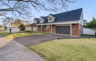 11 Emory Drive, Conifer Grove