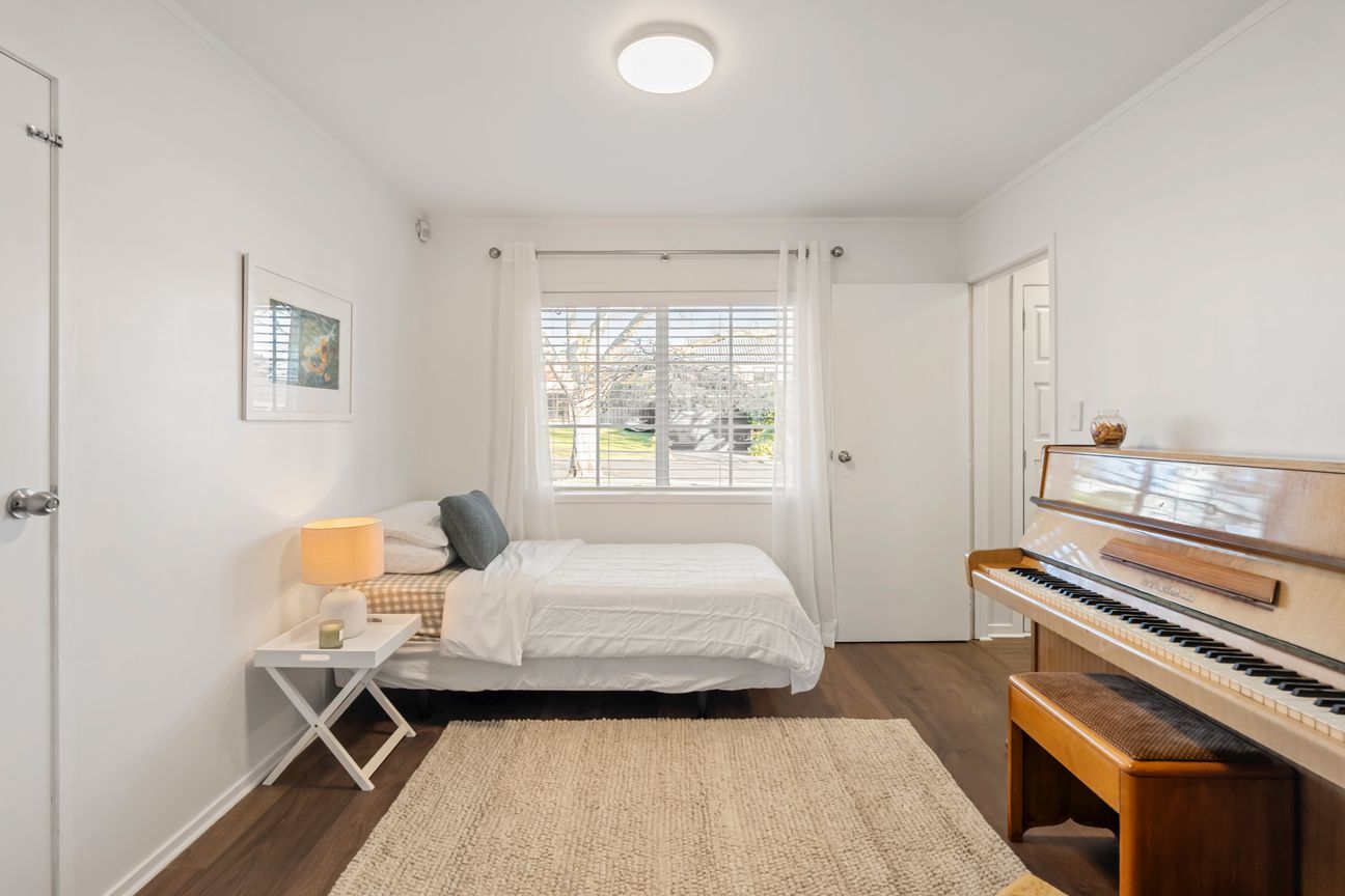 House in Papakura, Waiata Shores, Conifer Grove - View 5
