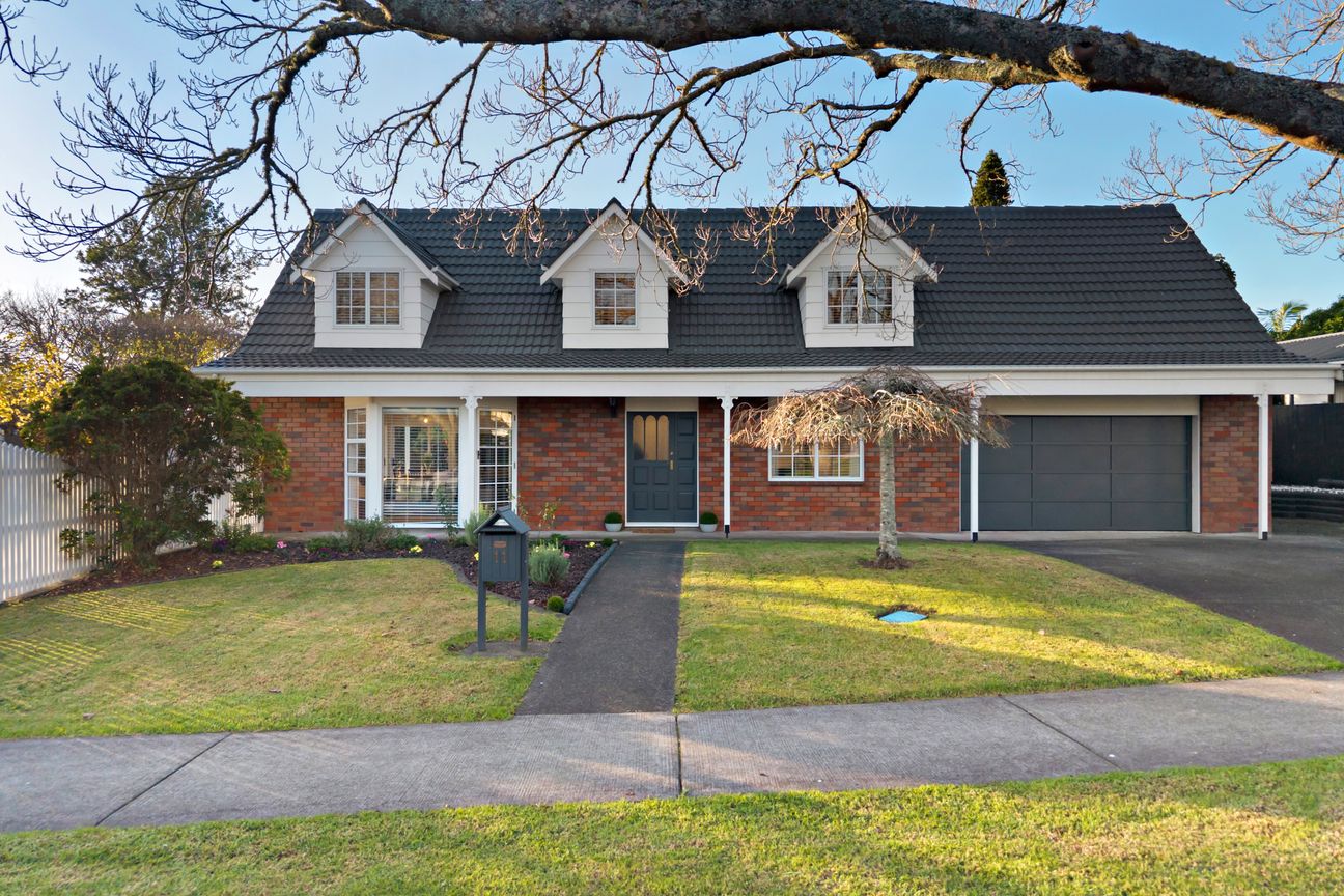 House in Papakura, Waiata Shores, Conifer Grove - View 2