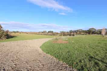 510 Flora Road East, Makarewa