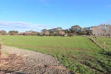 510 Flora Road East, Makarewa