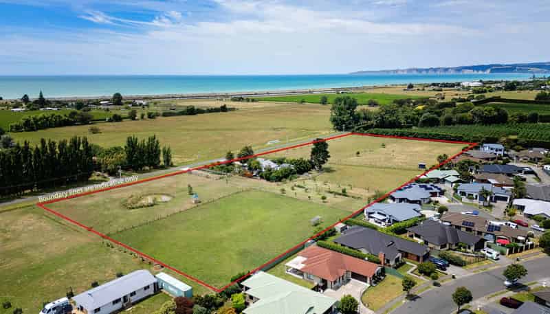 104 Ferry Road, Clive