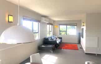 2/106 Macfarlane Street, Hamilton East