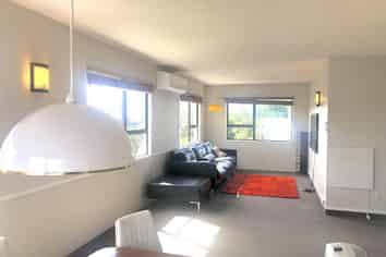 2/106 Macfarlane Street, Hamilton East