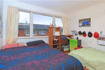 27 Estuary Road, Weymouth