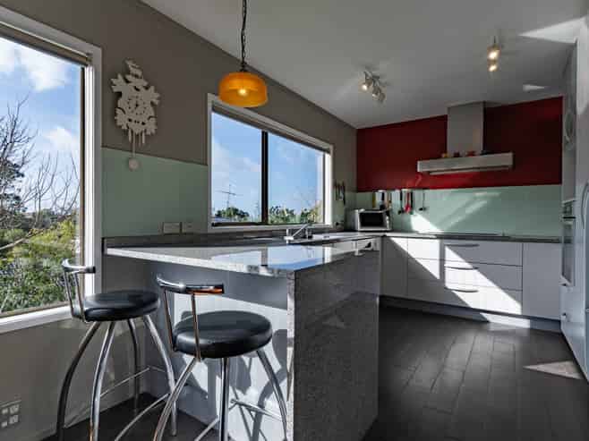 126 Chelsea View Drive, Chatswood