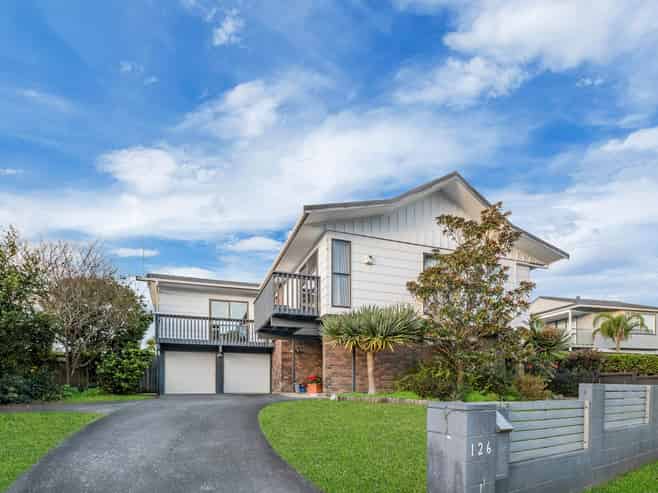 126 Chelsea View Drive, Chatswood