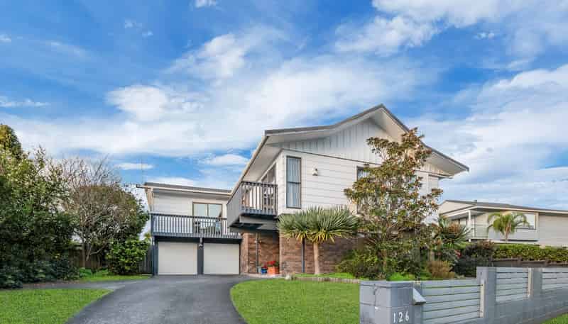 126 Chelsea View Drive, Chatswood