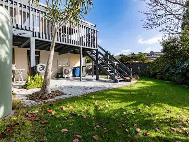 126 Chelsea View Drive, Chatswood