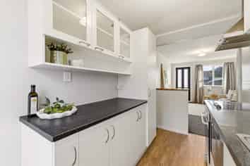 2/22 Holly Road, Saint Albans