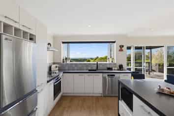 104b Awanuiarangi Road, Pikowai