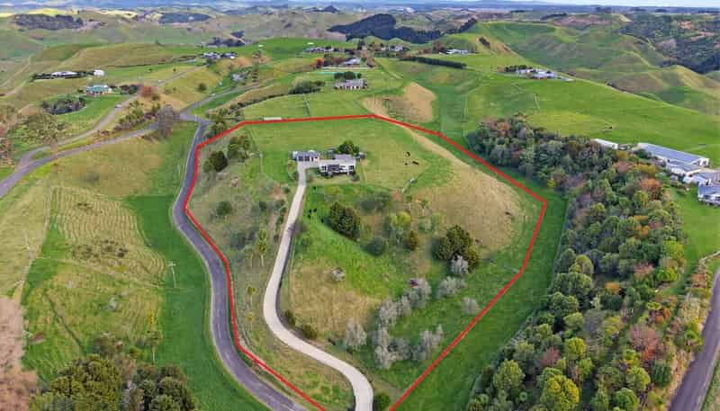 104b Awanuiarangi Road, Pikowai