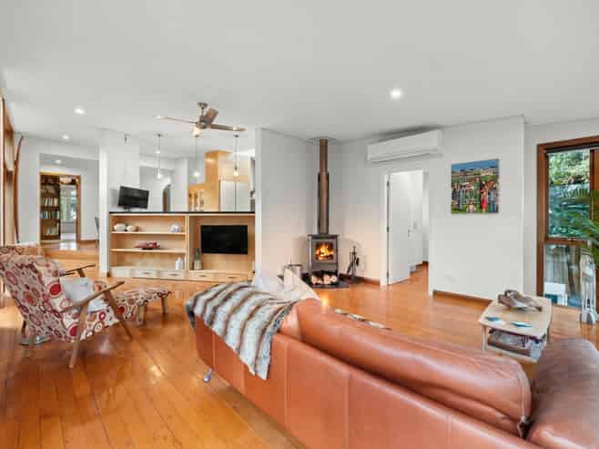 122 Esplanade, Sumner