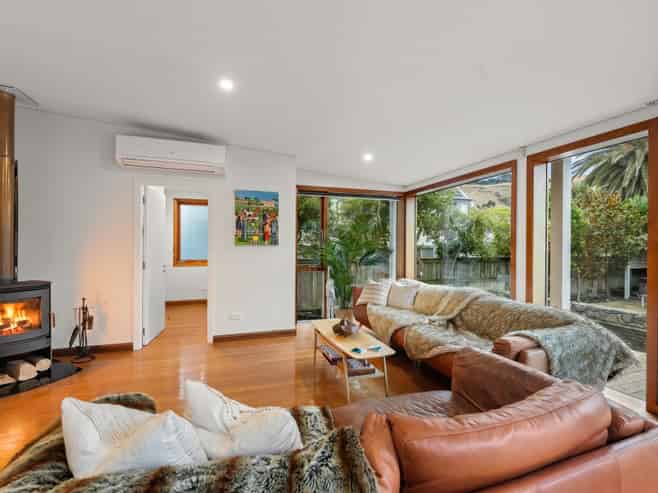 122 Esplanade, Sumner