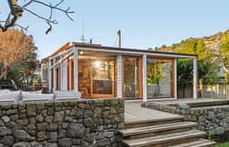 122 Esplanade, Sumner
