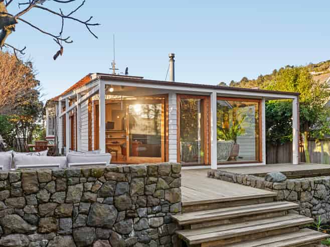 122 Esplanade, Sumner