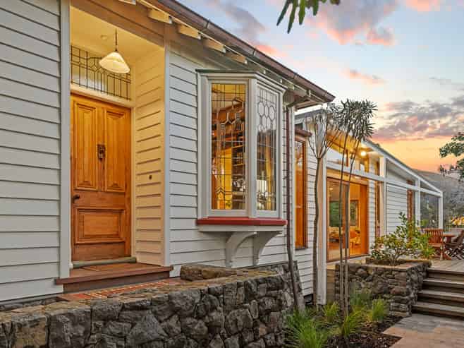 122 Esplanade, Sumner