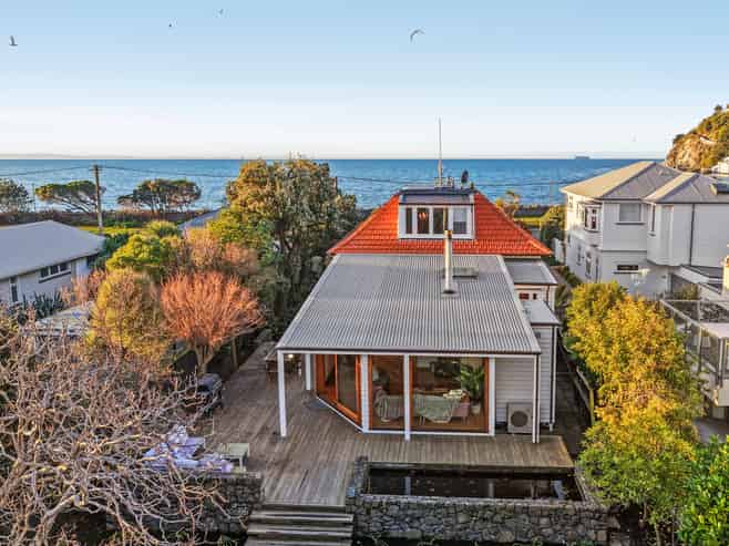 122 Esplanade, Sumner