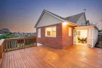98 Lynn Street, Wakari