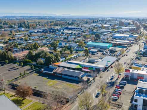 High profile land for lease