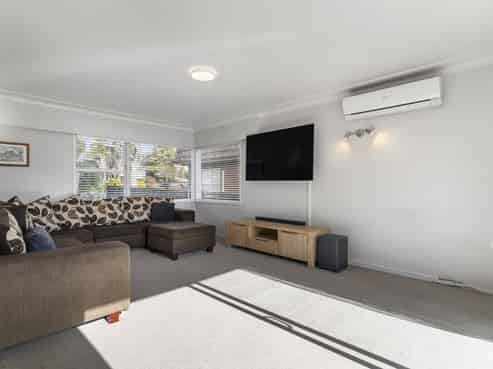 16 Ashdown Place, Pahurehure