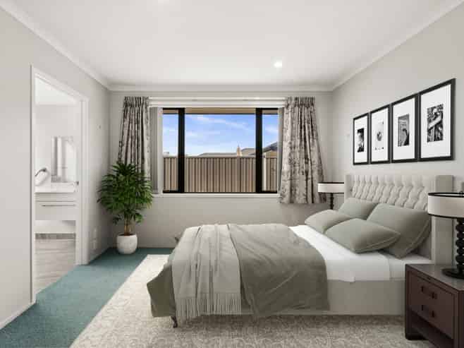 11 Sixty Mile Close, Frimley