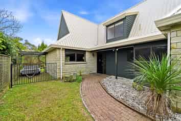24 Gillam Crescent, Springfield