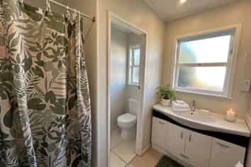 1/193 Queen Street, Pukekohe