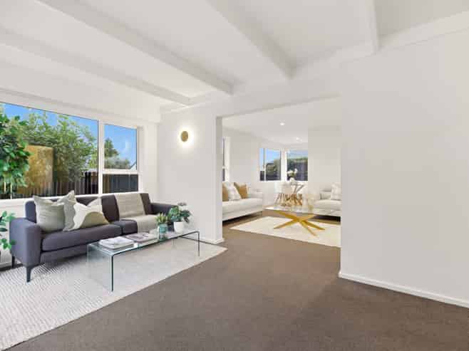 274 Lake Terrace Road, Shirley