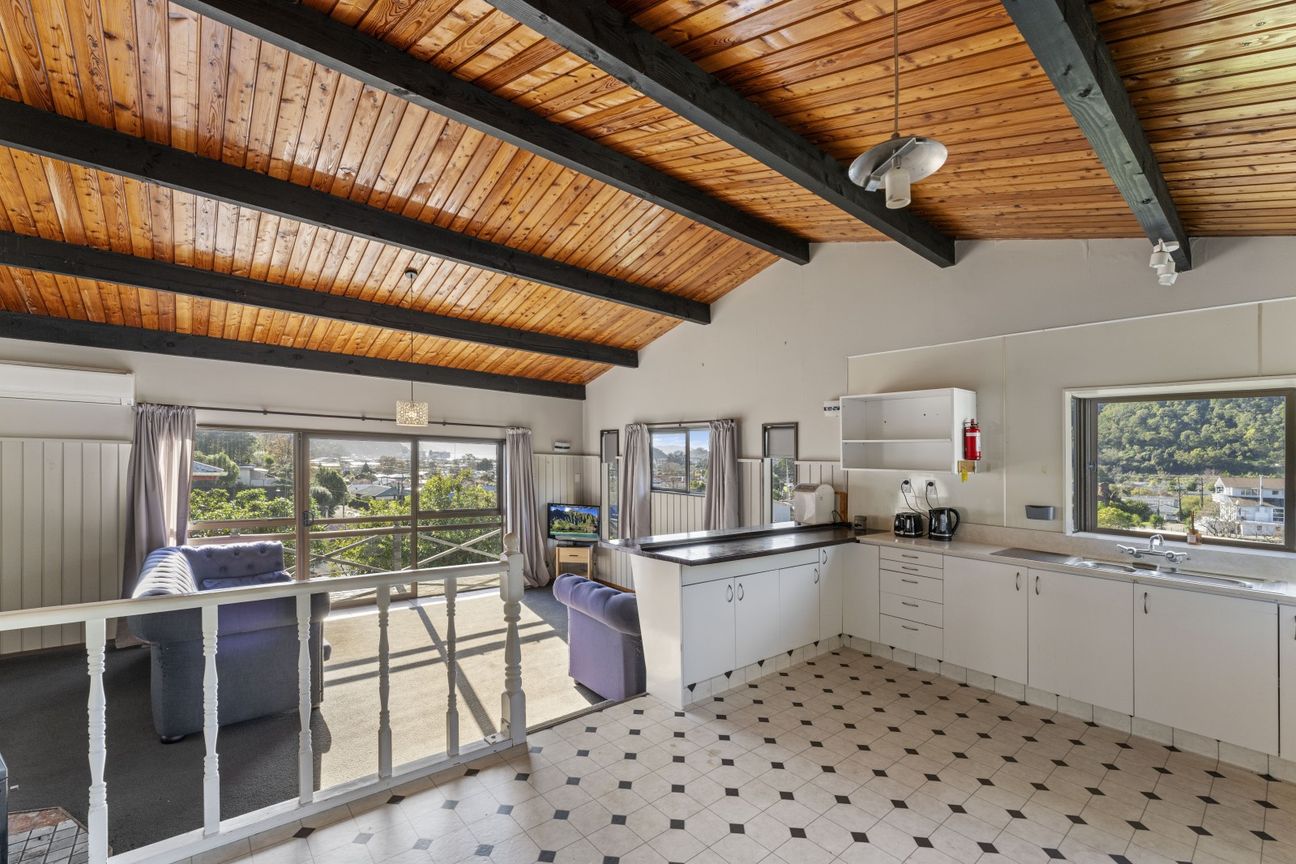 Elevated Harbour Views, Spacious & Potential - Ansicht 5