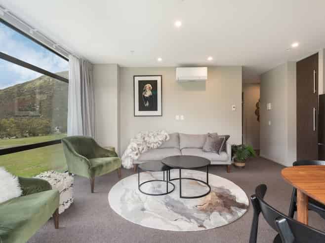 205/34 Red Oaks Drive, Frankton