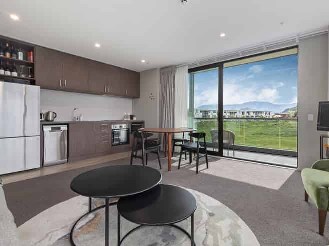 205/34 Red Oaks Drive, Frankton