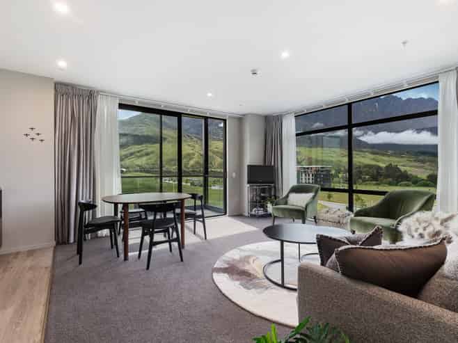 205/34 Red Oaks Drive, Frankton