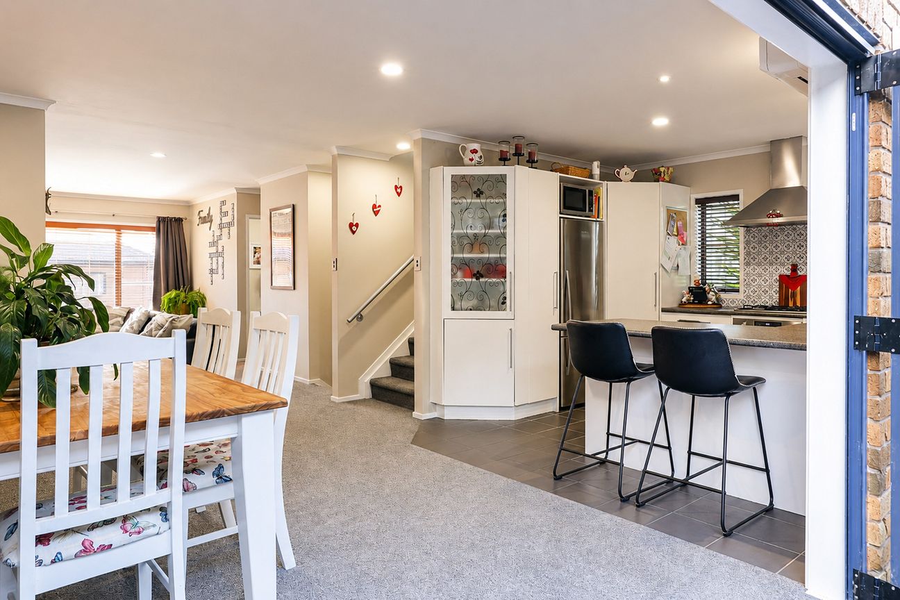 Space, Style And City Convenience - Vista 5