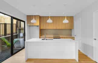 9C De Luen Street, Point Chevalier