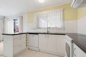 16B Grey Street, Glenholme