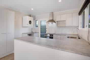 4/27 Lancing Road , Sandringham