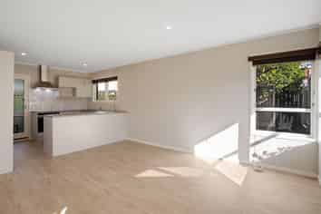 4/27 Lancing Road , Sandringham